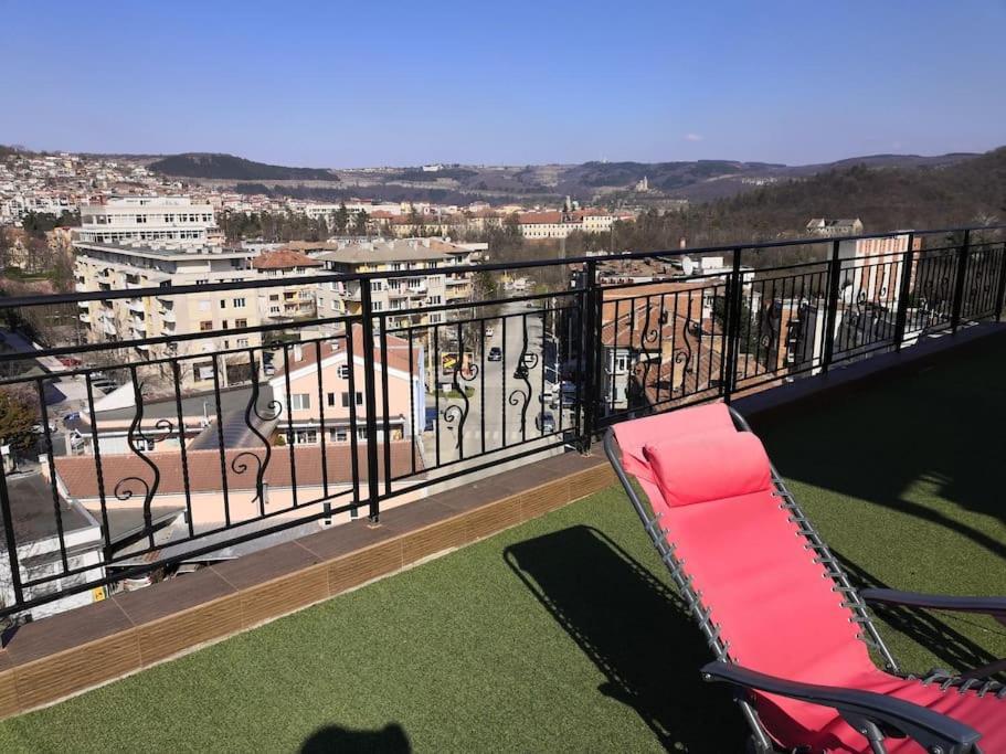 Unique Studio- Great Balcony And View! Parking Possibility! Βελίκο Τίρνοβο Εξωτερικό φωτογραφία